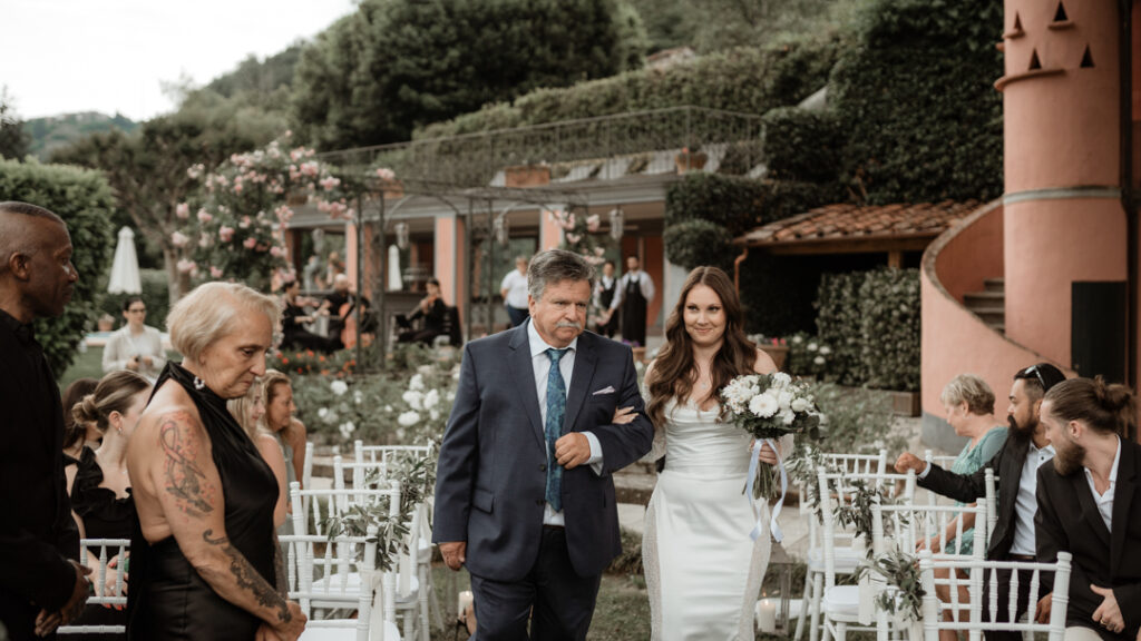 wedding in tuscany - destination wedding in tuscany - destination wedding photographer in tuscany - burlamacchi villas