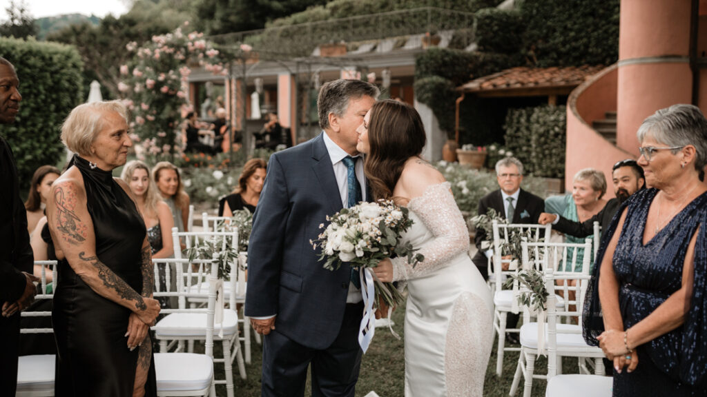 wedding in tuscany - destination wedding in tuscany - destination wedding photographer in tuscany - burlamacchi villas