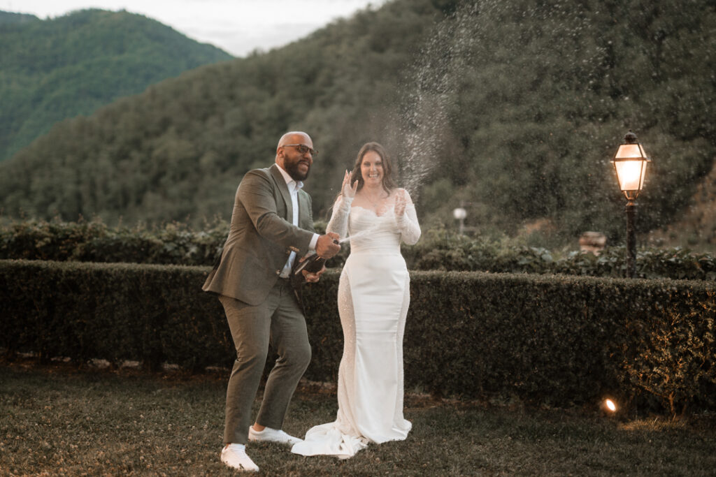 wedding in tuscany - destination wedding in tuscany - destination wedding photographer in tuscany - burlamacchi villas